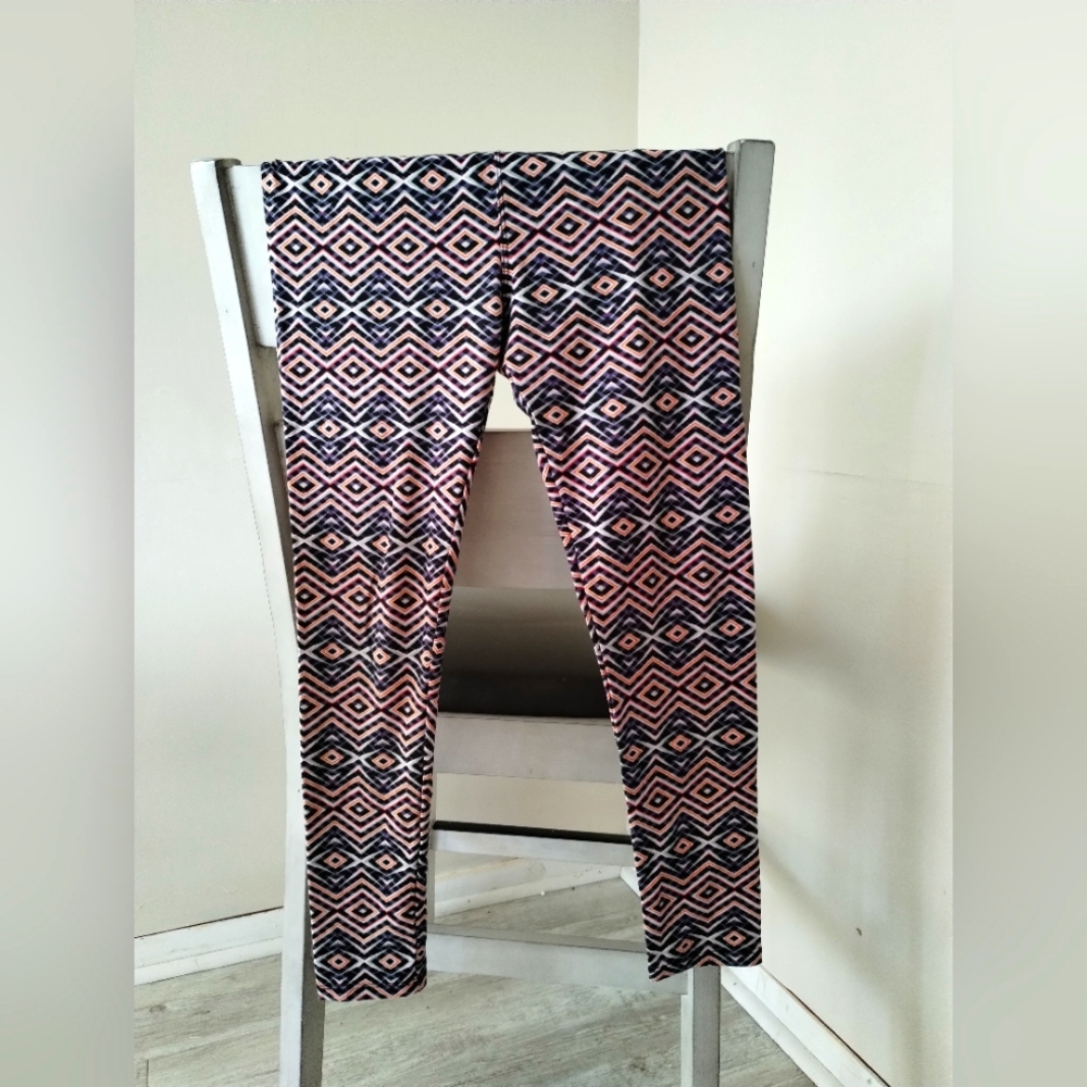 Lularo Leggings - Geometric Pattern | OS